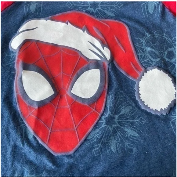 Marvel Spiderman Christmas Santa Hat Boy Shirt Size 6 - Picture 2 of 7